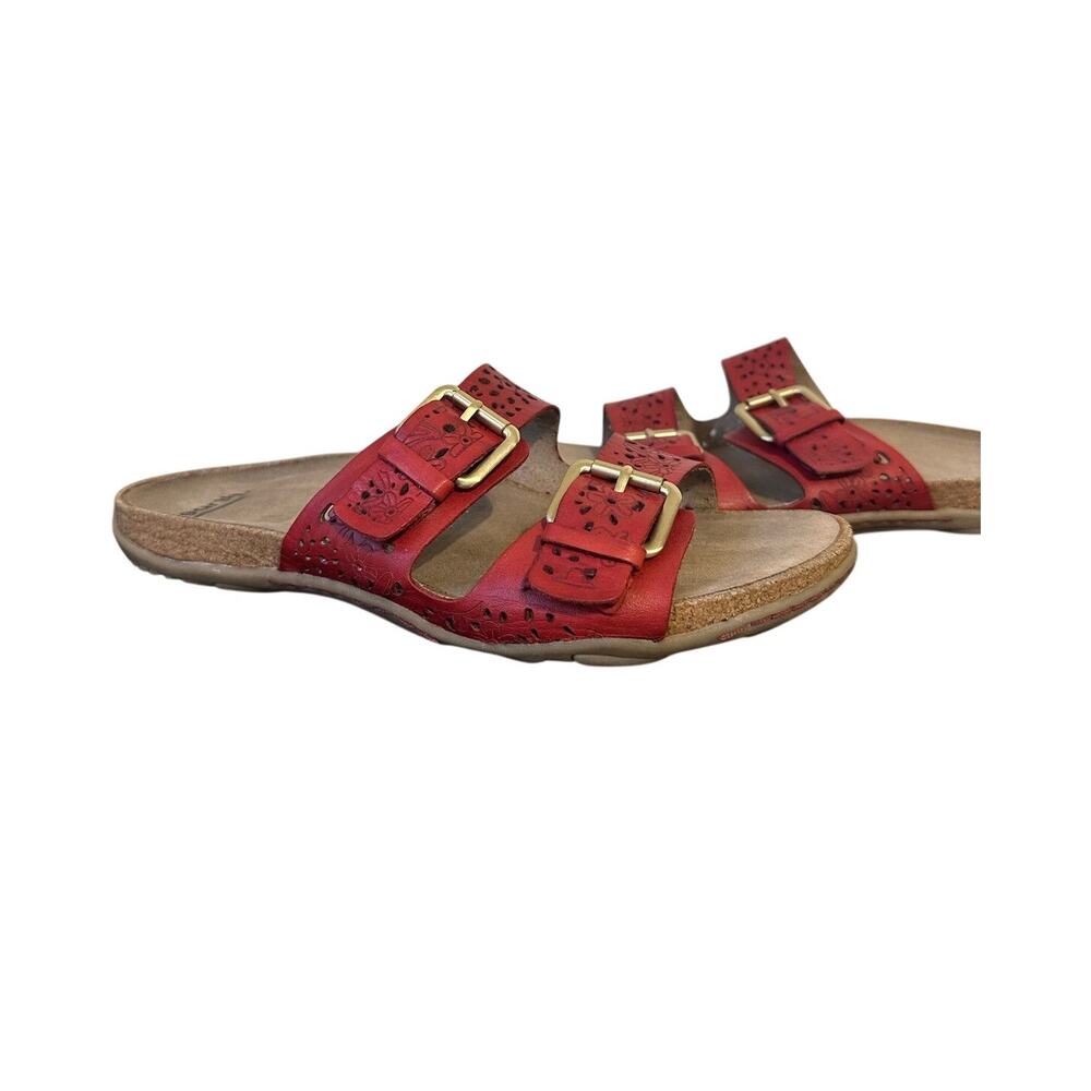 EARTH Bright Red Perforated Leather Sandals size 10 Slides in Sand Antigua